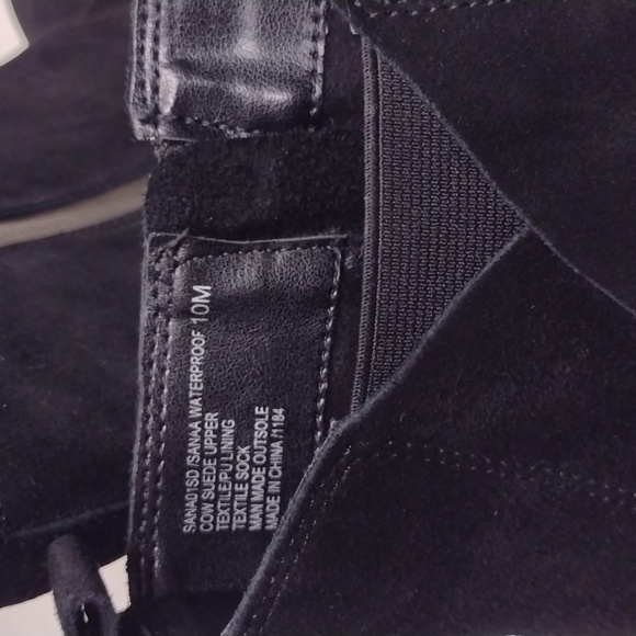 Blondo Waterproof bootie women size 10M black color. - Picture 9 of 13